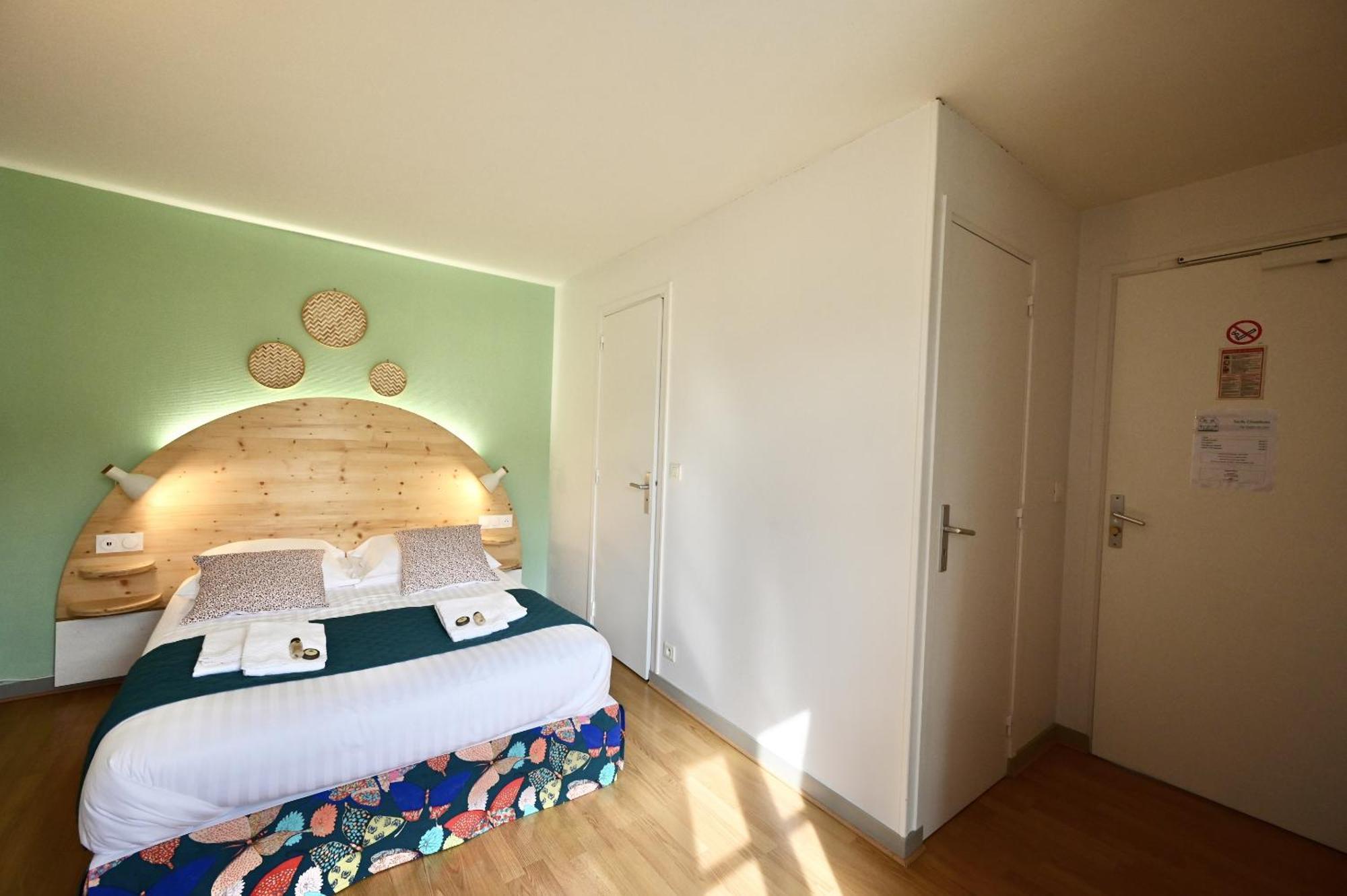 Hotel La Cuisine Des Lulus Montainville  외부 사진