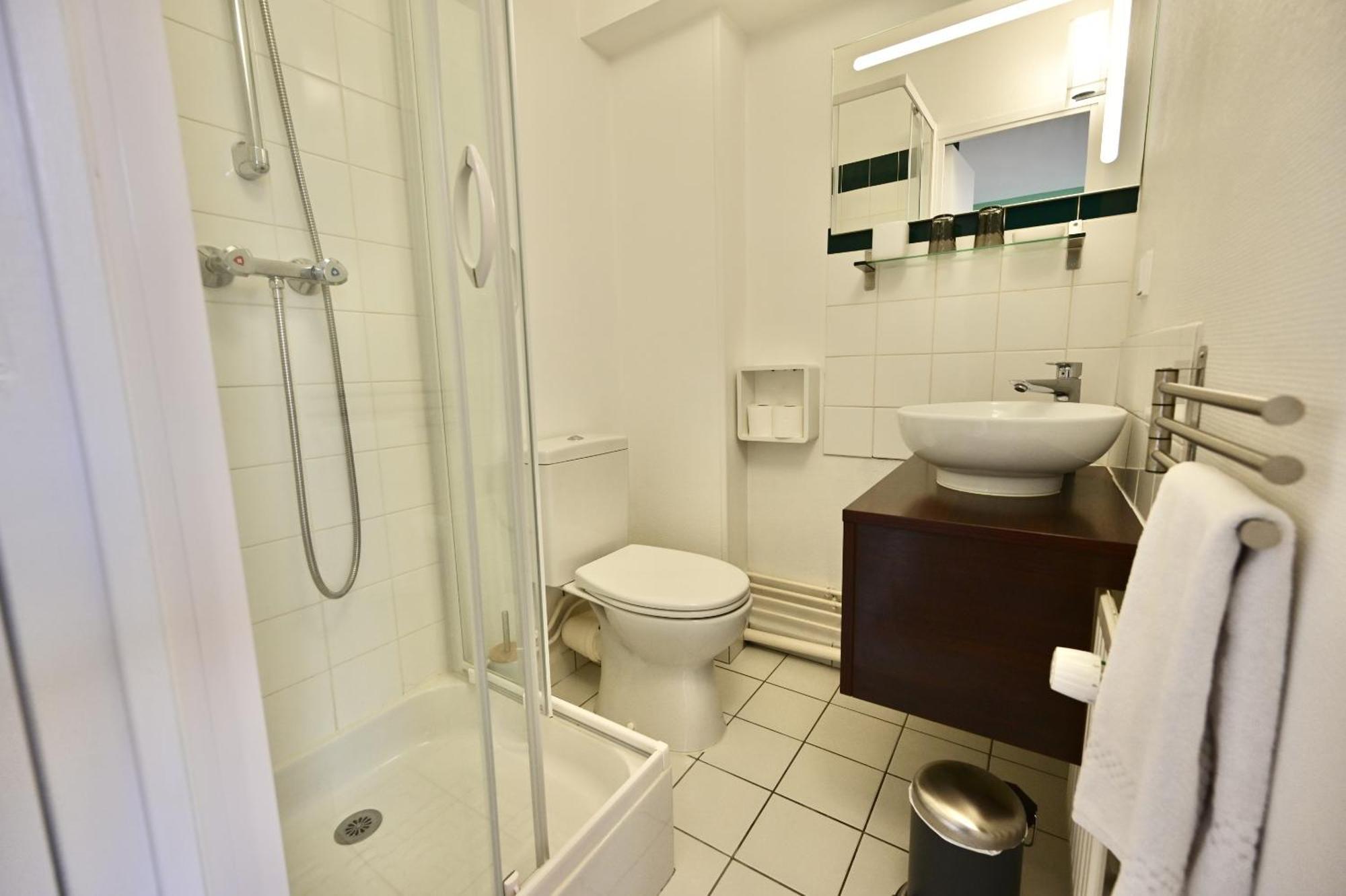 Hotel La Cuisine Des Lulus Montainville  외부 사진