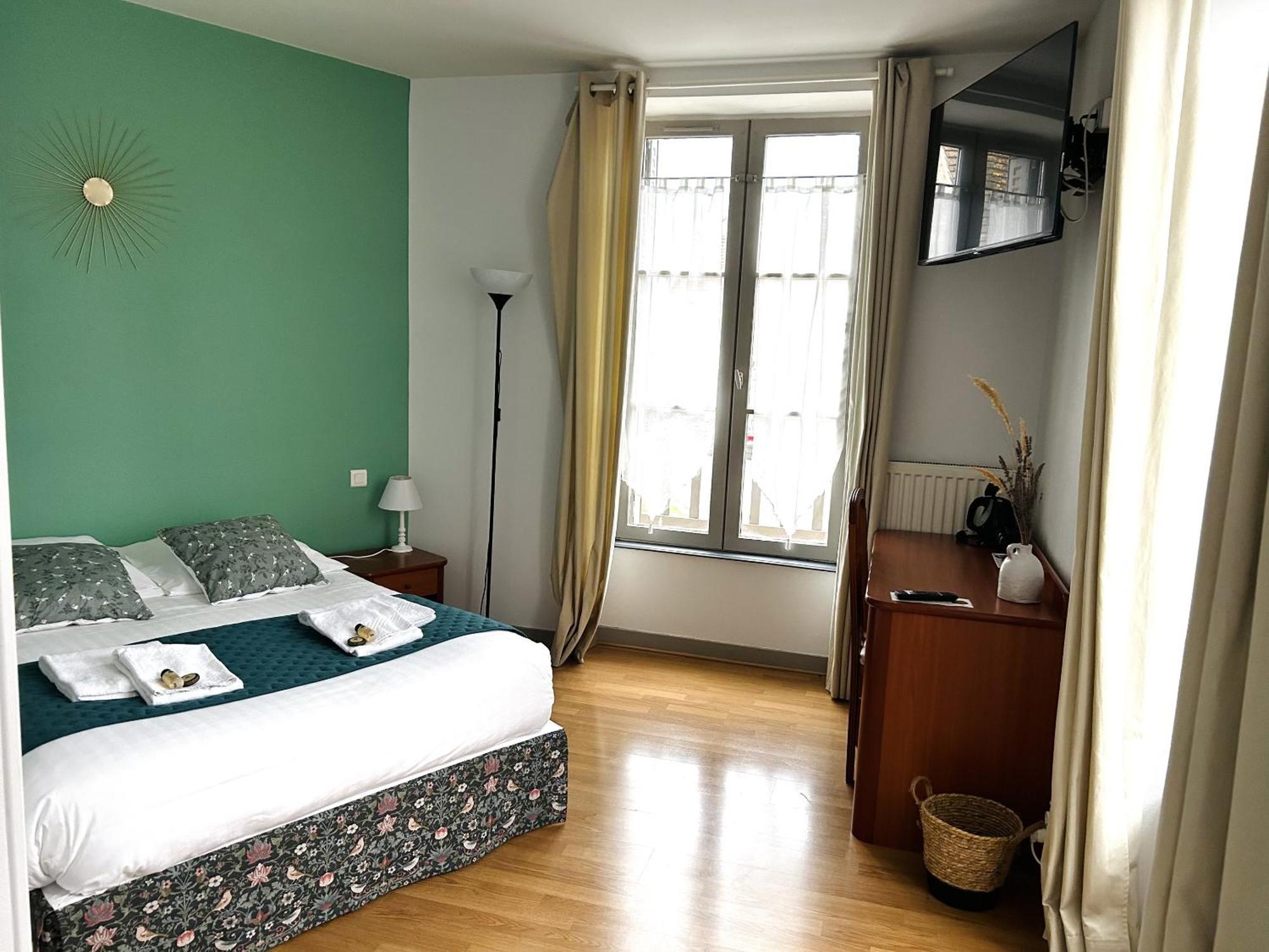 Hotel La Cuisine Des Lulus Montainville  객실 사진